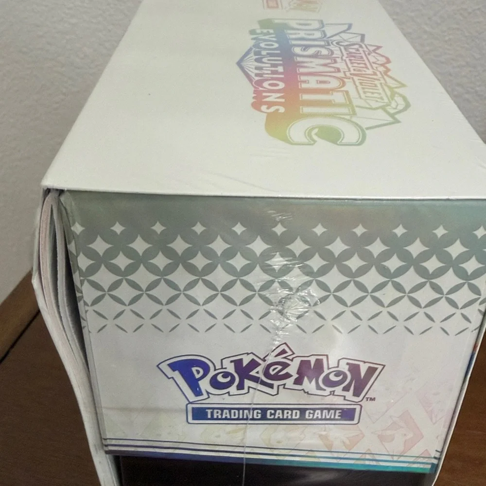 Prismatic Evolutions Pokemon Center ETB (Exclusive) SV:Prismatic Evolutions